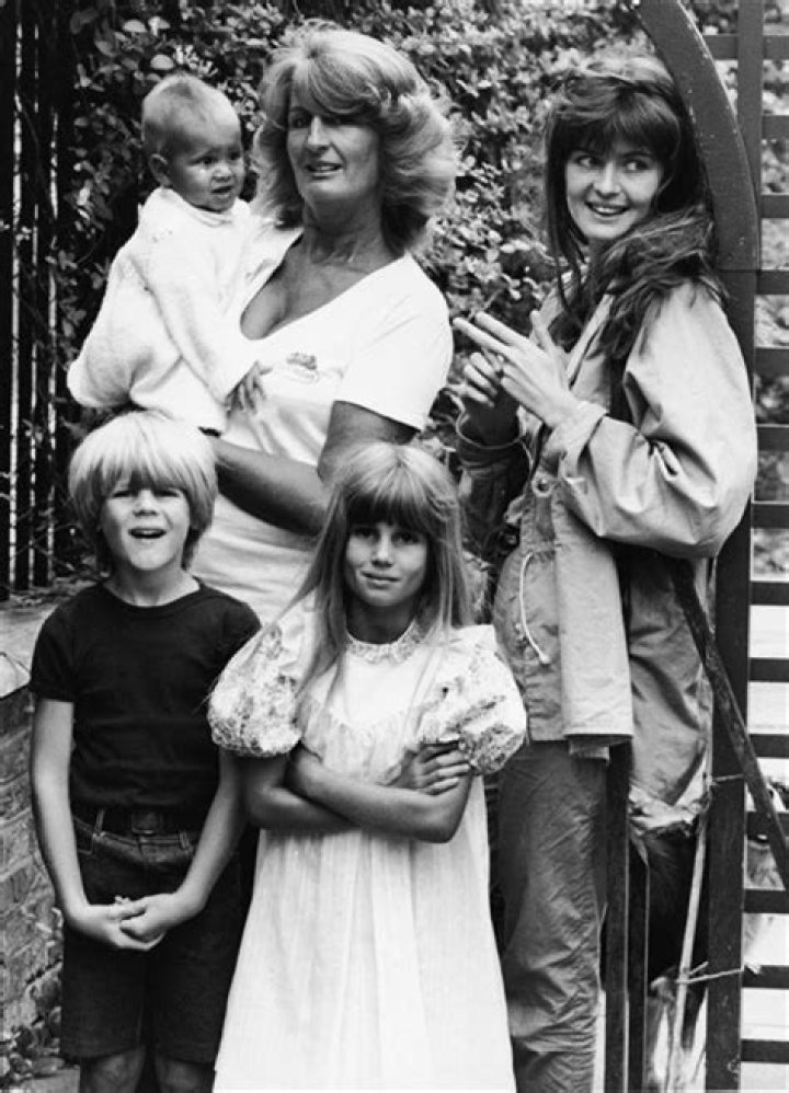 Discoveries From "Don Williams' Children"
