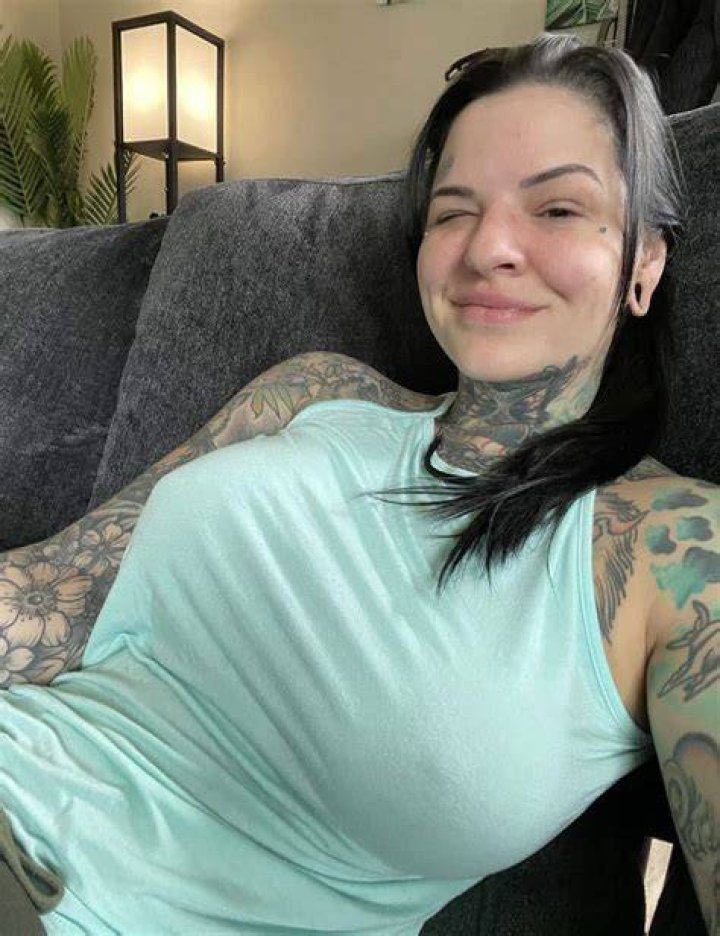 HEIDI LAVON on Twitter for Left RT for Right 😜"