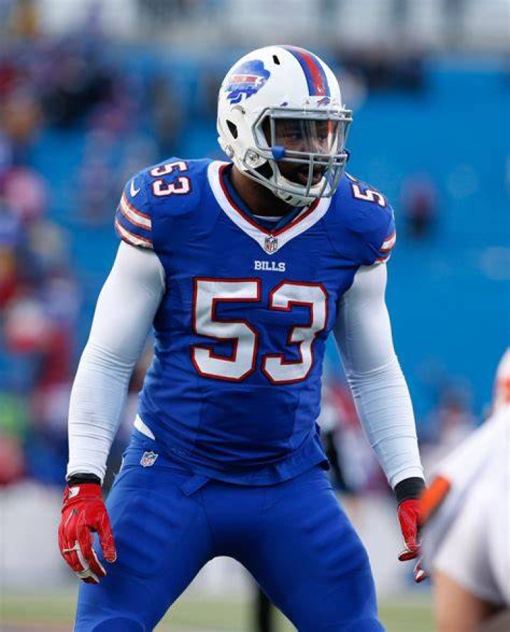 LB Zach Brown To Visit Raiders
