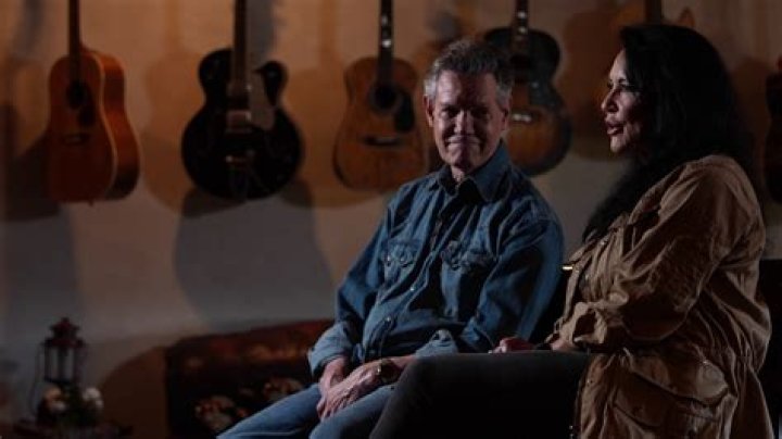 New Interview With Randy Travis’ Wife Reveals Aftermath Of The Legend’s