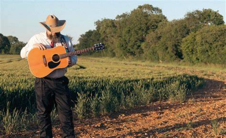 Read Connolly Saving Country Music
