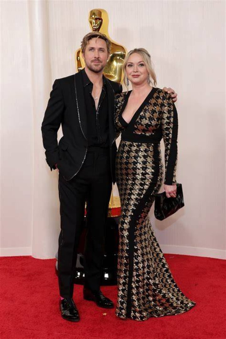 Ryan and Mandi Gosling Celebrities With Their Siblings Pictures